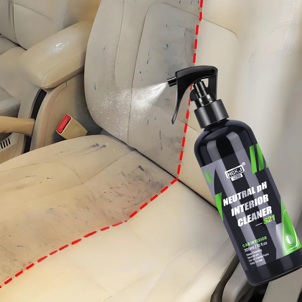 Nettoyant intérieur automobile pour cuir tissus et plastiques